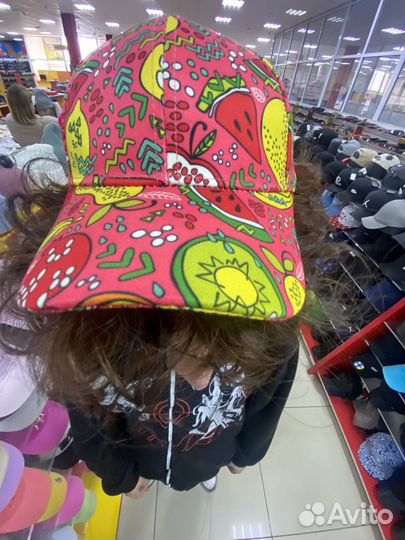 Бейсболка новая