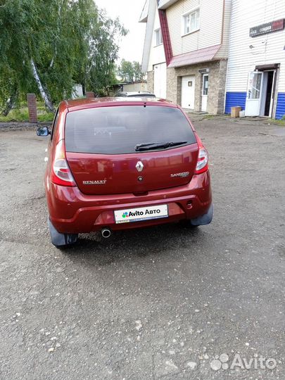 Renault Sandero 1.6 AT, 2014, 14 100 км