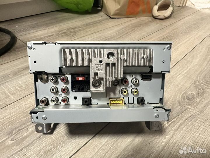 Продам pioneer avh x4500dvd