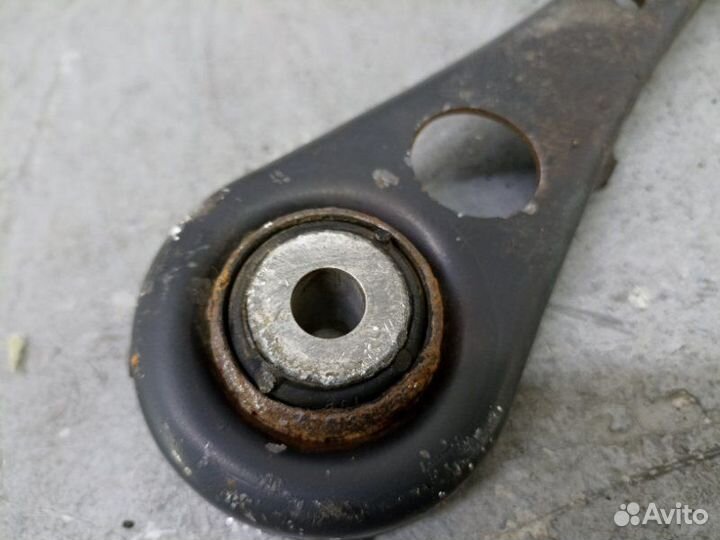 Рычаг подвески верхний задний Audi A6 C6