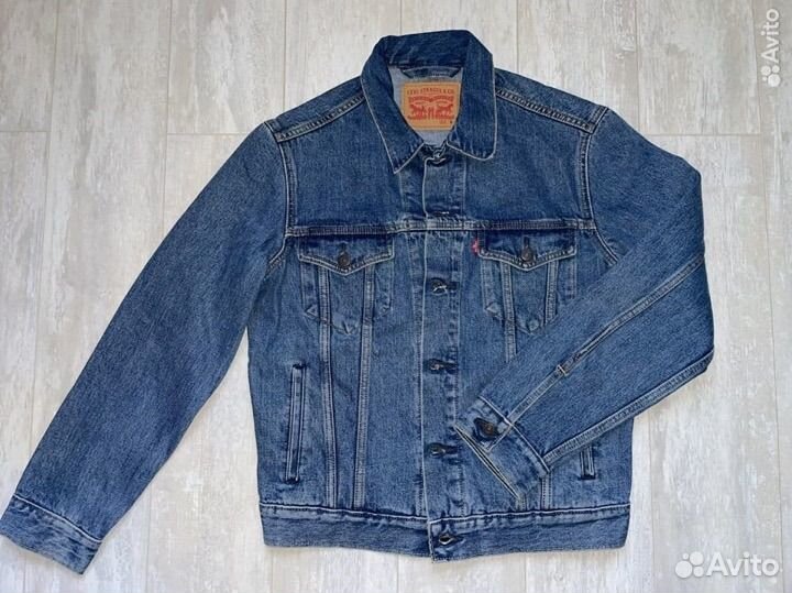 Джинсовая куртка мужская levis размер s, оригинал