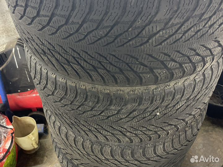 Nokian Tyres Hakkapeliitta R3 SUV 285/45 R22 114T