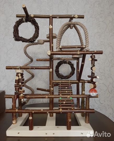 Игровой стенд для попугая