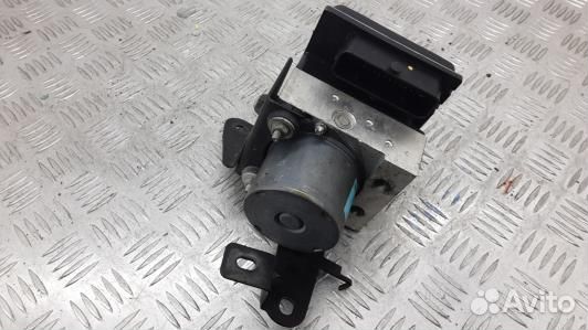 Блок ABS hyundai sonata 6 (YF) (2MF02KW01)