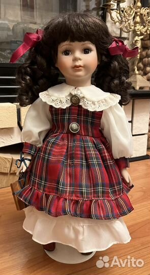 Кукла фарфоровая remeco collection