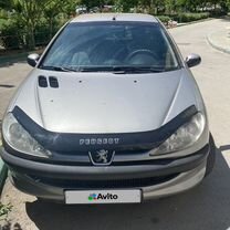 Peugeot 206 1.1 MT, 2003, 327 411 км, с пробегом, цена 300 000 руб.