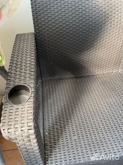 Диван садовый