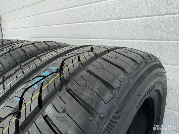 Nitto NT421Q 235/55 R18 104V