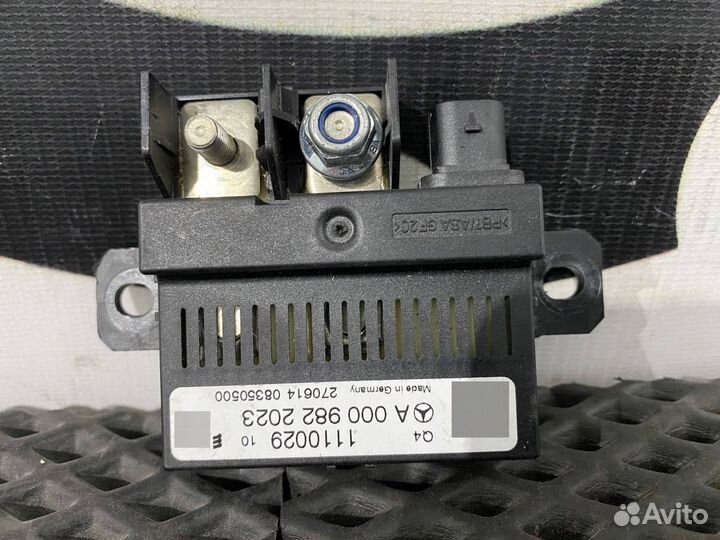 Блок управления аккумулятором Mercedes-Benz