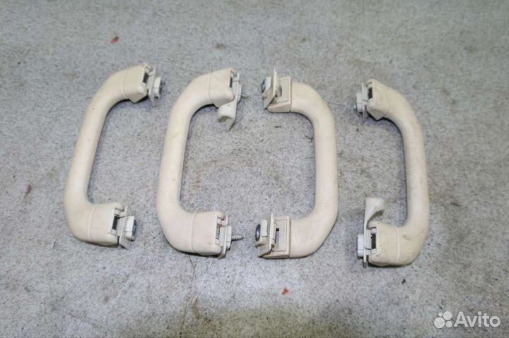 Ручка потолка Шкода Октавия тур А4