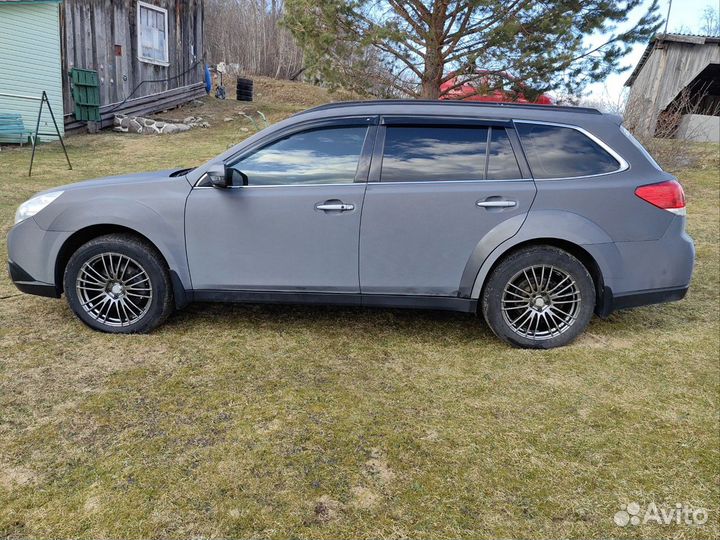 Subaru Outback 2.5 CVT, 2011, 132 000 км