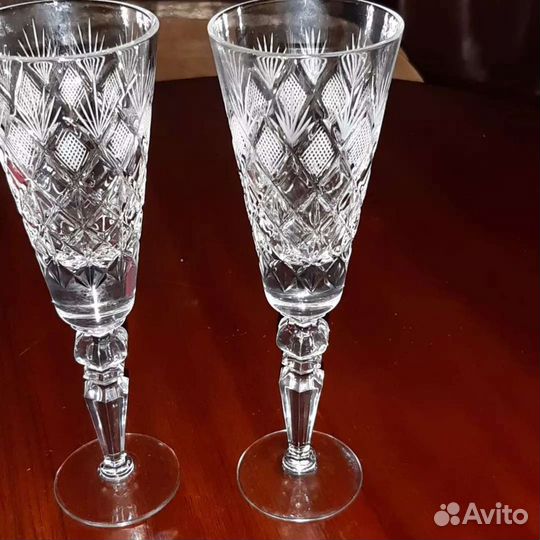 Хрустальный салатник и фужеры