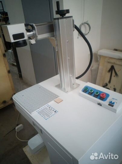 Лазерный маркер по металлу