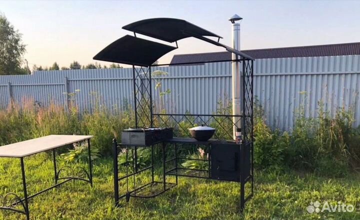Мангальная зона с крышей