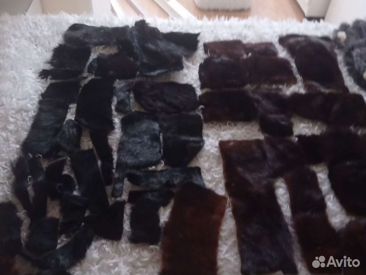 Воротники, шкурки из фабричного меха