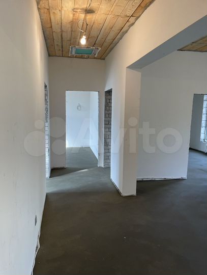 Дом 135 м² на участке 8 сот.