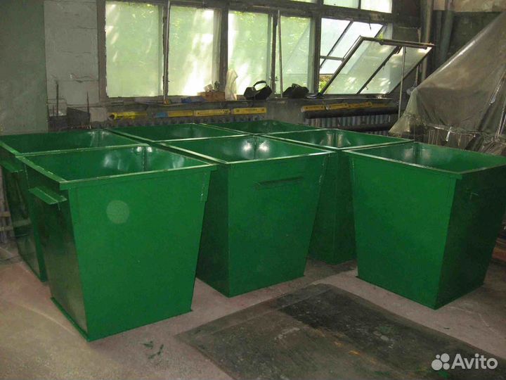 Металлический контейнер для мусора