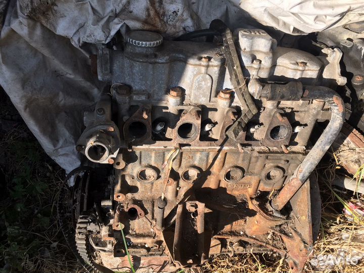 Опель Омега А вектра А двигатель 2.0л