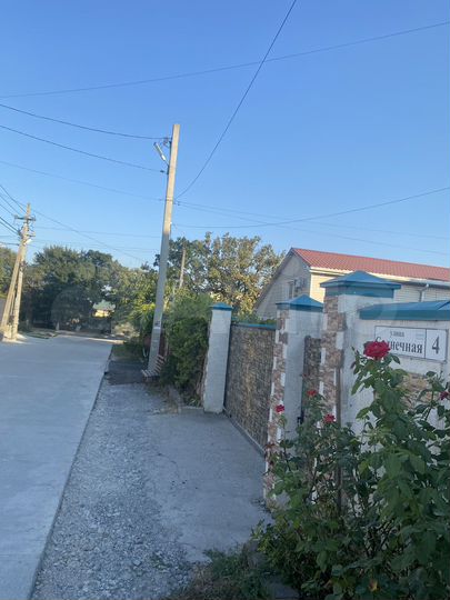 2-к. квартира, 60 м², 1/2 эт.