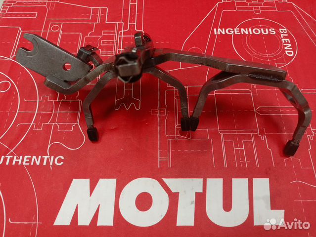 Вилка сцепления 6/R передачи DSG7 DQ200 0AM311562С