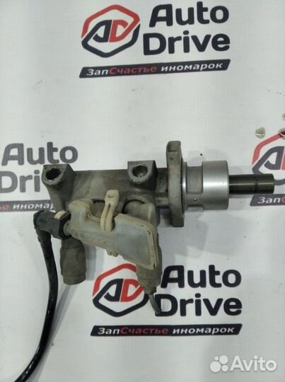 Главный тормозной цилиндр Ford Focus 1 2.0 2004