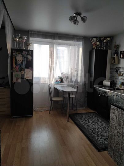 2-к. квартира, 53 м², 3/3 эт.