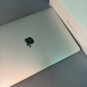 Macbook air M1