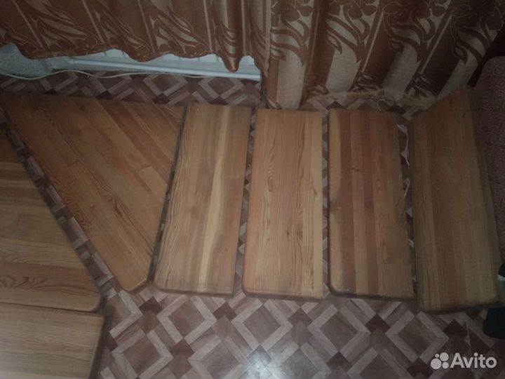 Лестница из листвинницы