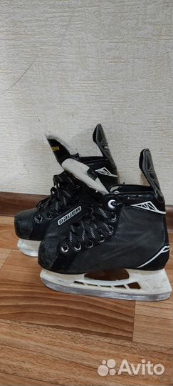 Коньки хоккейные