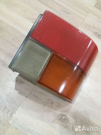 Фонарь задний правый фольксваген транспортер т4