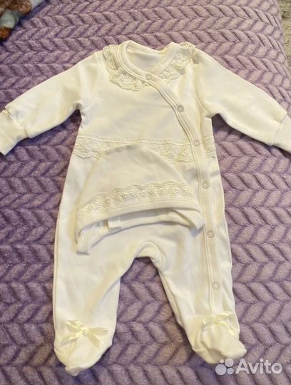 Комплект на выписку для девочки