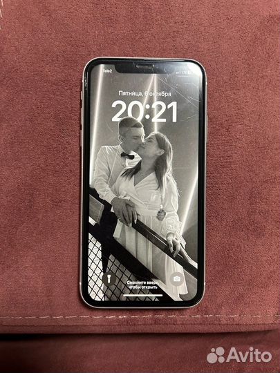 iPhone Xr, 64 ГБ