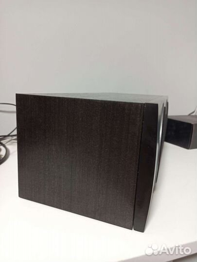 Центральная колонка Mission MX-C1