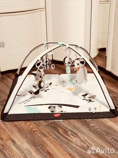 Детский развивающий коврик tiny love