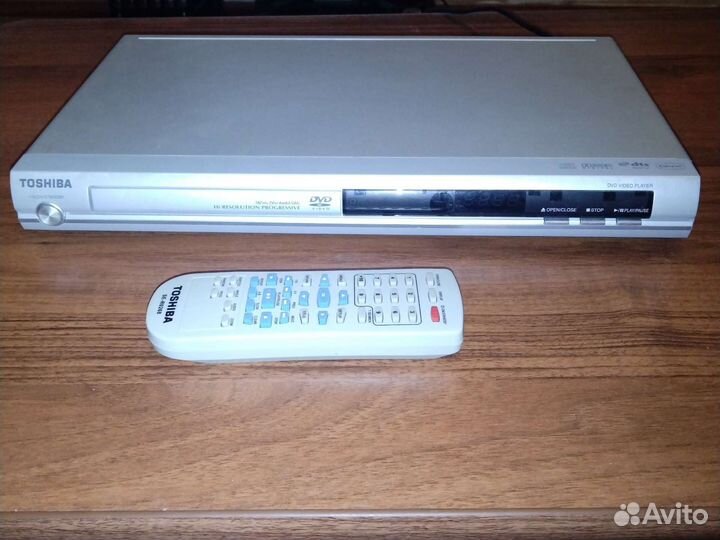 DVD плеер Toshiba SD-590SR