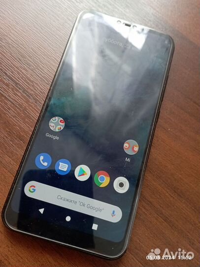 Xiaomi Mi A2 Lite Android One, 3/32 ГБ
