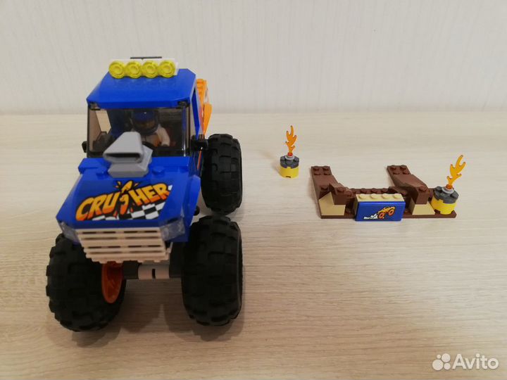 Конструктор Lego City Внедорожник 60180