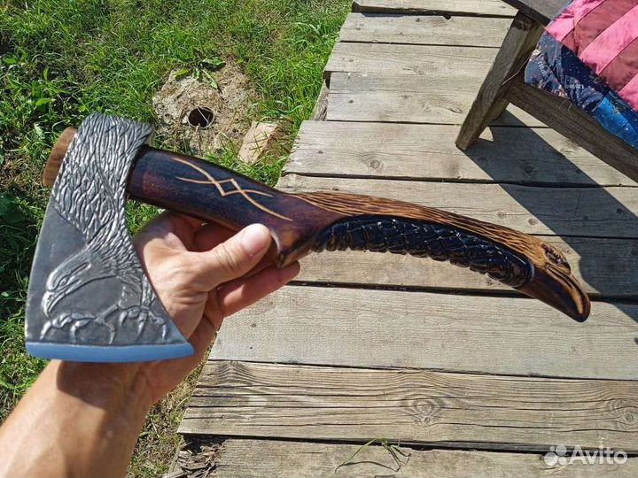 Топор сувенирный ручной работы