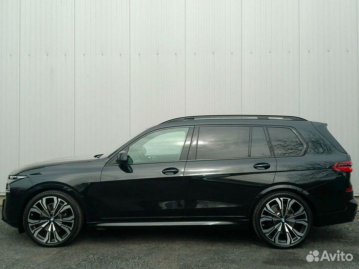 BMW X7 3.0 AT, 2023, 4 000 км