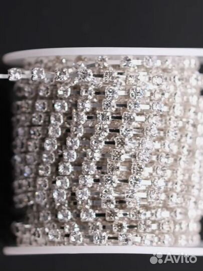 Стразовая цепь лента