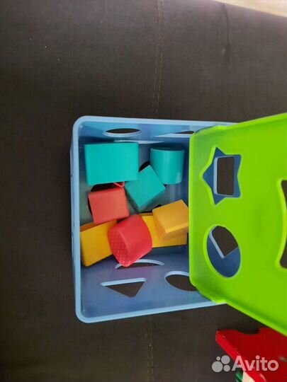 Детские развивающие игрушки
