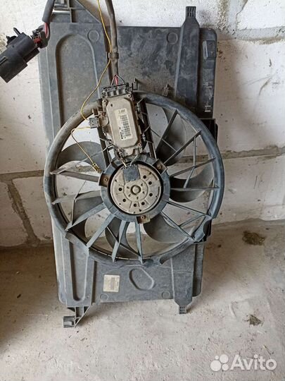 Диффузор радиатора Mazda 3(BK) 2003-2009