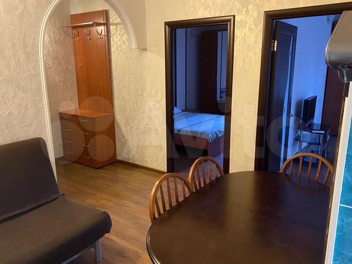 2-к. квартира, 55 м², 4/8 эт.