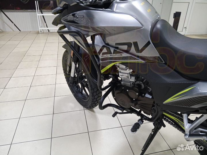 Турэндуро Regulmoto ADV 300 NB с кофрами