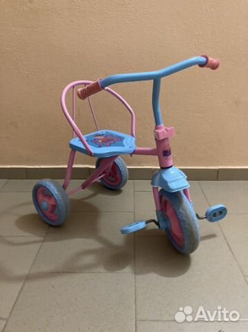 Трехколесный велосипед