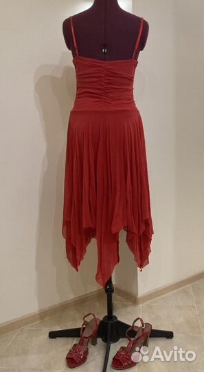 Платье красное размер 42-44-46-48