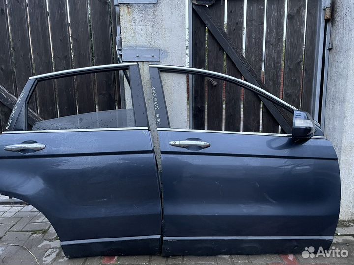 Дверь передняя и задняя правая honda cr-v 3