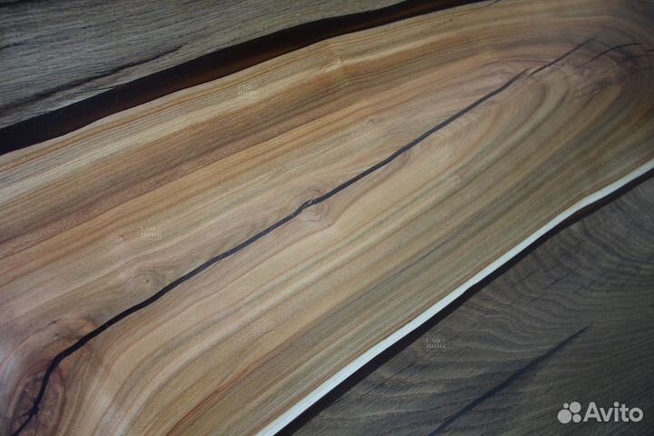 Морёный дуб журнальный стол с эпоксидкой