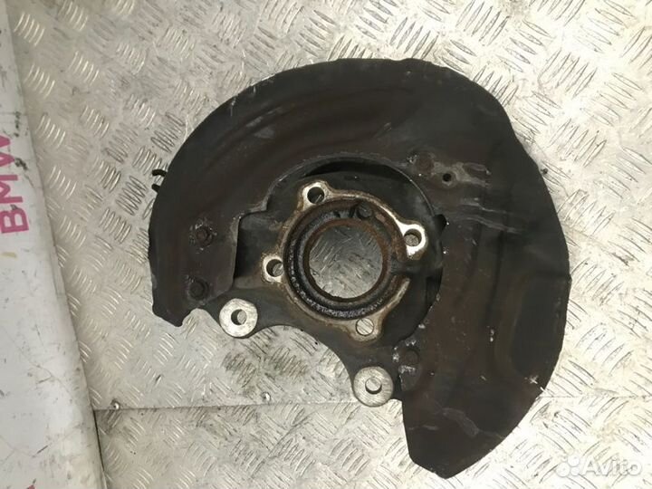 Поворотный кулак правый Bmw X1 E84