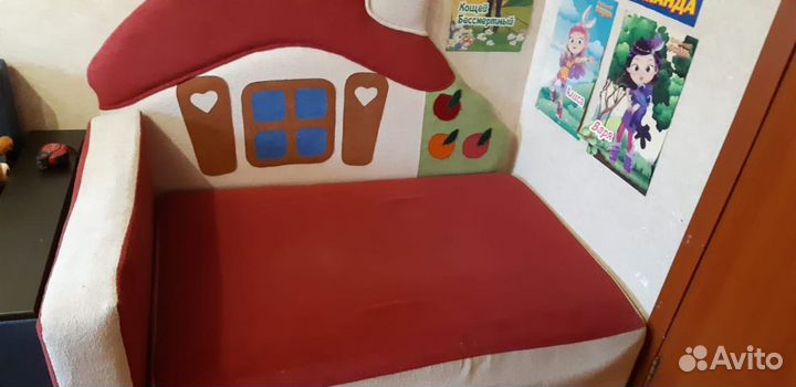 Детский диванчик